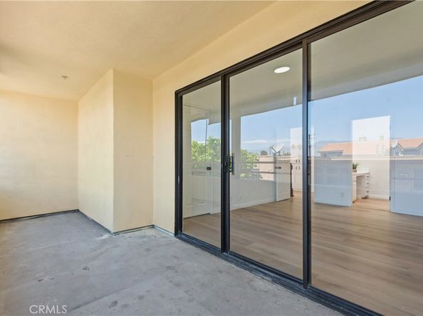 500 N Moore Avenue E, Monterey Park CA 91754