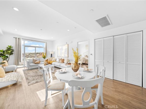 56 Duarte Rd. 406, Arcadia CA 91006