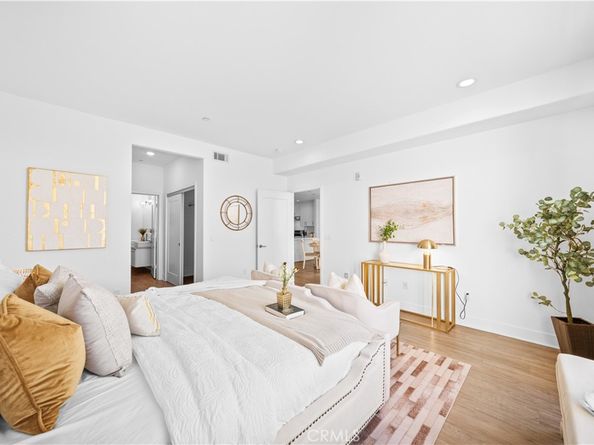 56 Duarte Rd. 406, Arcadia CA 91006