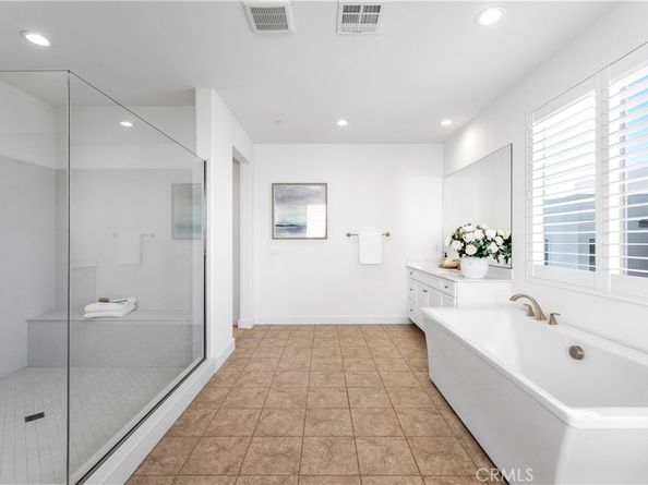 105 Shear, Irvine CA 92618