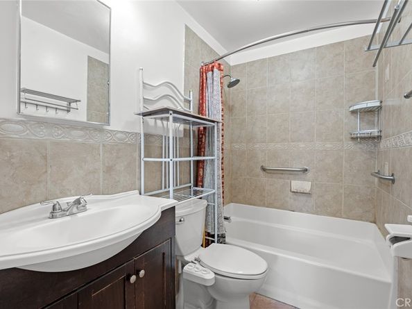 1525 Bromley, La Puente CA 91746