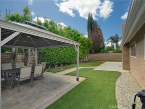 8120 Glade Avenue, Los Angeles CA 91304