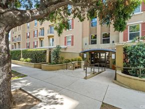 128 N Oak Knoll Avenue 317, Pasadena CA 91101