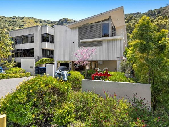 2745 Laguna Canyon Road C, Laguna Beach CA 92651