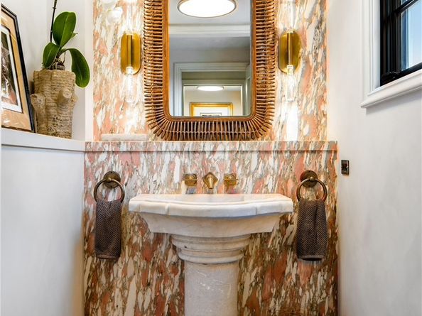 2040 Ocean Way, Laguna Beach CA 92651