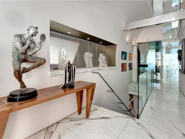 1261 Ocean Front, Laguna Beach CA 92651