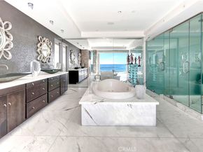 1261 Ocean Front, Laguna Beach CA 92651