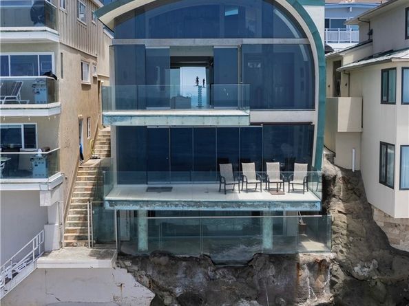 1261 Ocean Front, Laguna Beach CA 92651