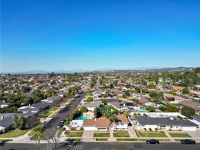 18161 Larkstone, North Tustin CA 92705