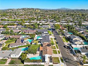 18161 Larkstone, North Tustin CA 92705