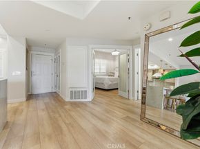 200 Pacific Coast Hwy 418, Huntington Beach CA 92648