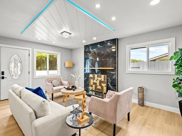 13910 Pomerado Road, Poway CA 92064
