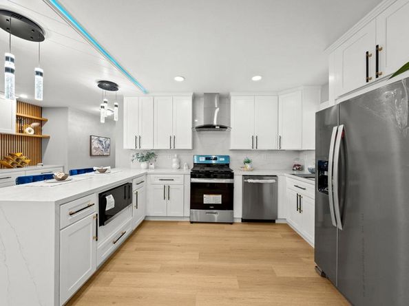 13910 Pomerado Road, Poway CA 92064