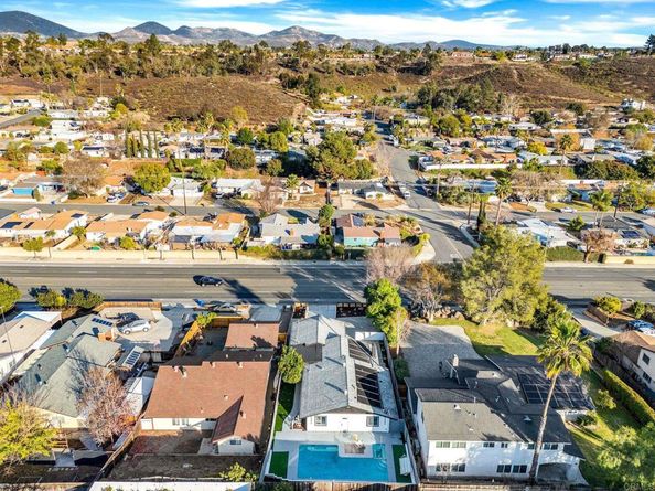 13910 Pomerado Road, Poway CA 92064