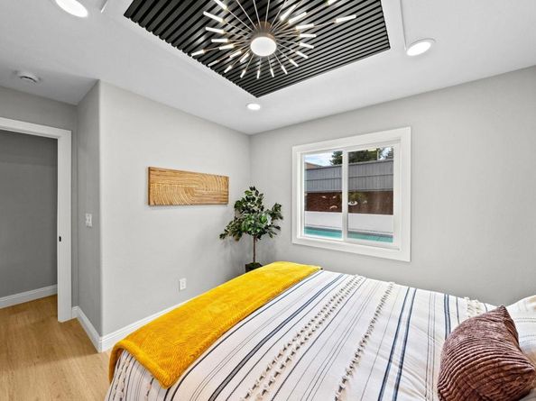 13910 Pomerado Road, Poway CA 92064