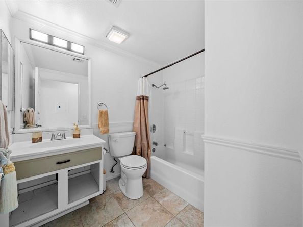 640 Camino De La Reina 1309, San Diego CA 92108