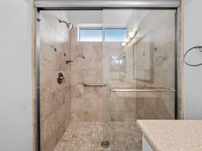 640 Camino De La Reina 1309, San Diego CA 92108