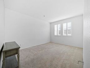 640 Camino De La Reina 1309, San Diego CA 92108