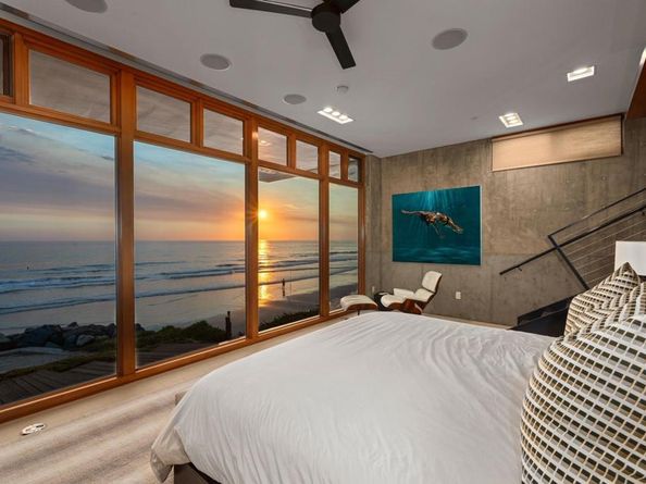 1909 S Pacific Street, Oceanside CA 92054