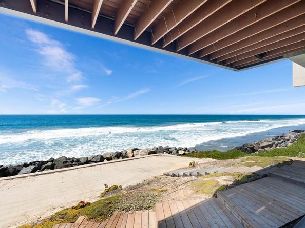 1909 S Pacific Street, Oceanside CA 92054