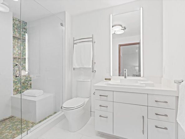 1126 Muirlands Vista Way, La Jolla CA 92037