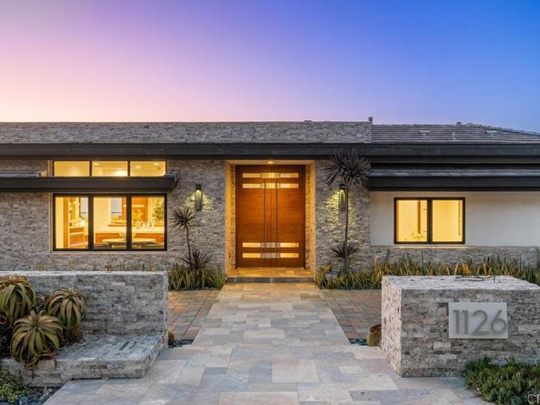 1126 Muirlands Vista Way, La Jolla CA 92037