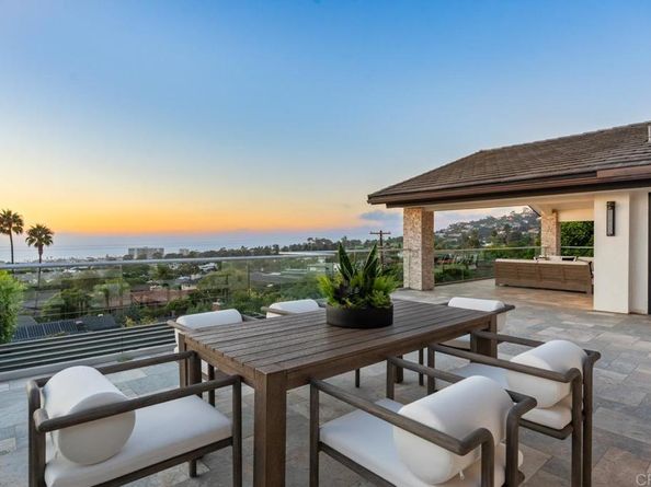 1126 Muirlands Vista Way, La Jolla CA 92037