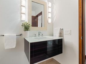 1126 Muirlands Vista Way, La Jolla CA 92037