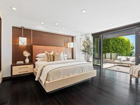 1126 Muirlands Vista Way, La Jolla CA 92037