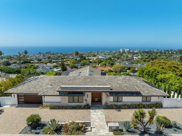 1126 Muirlands Vista Way, La Jolla CA 92037