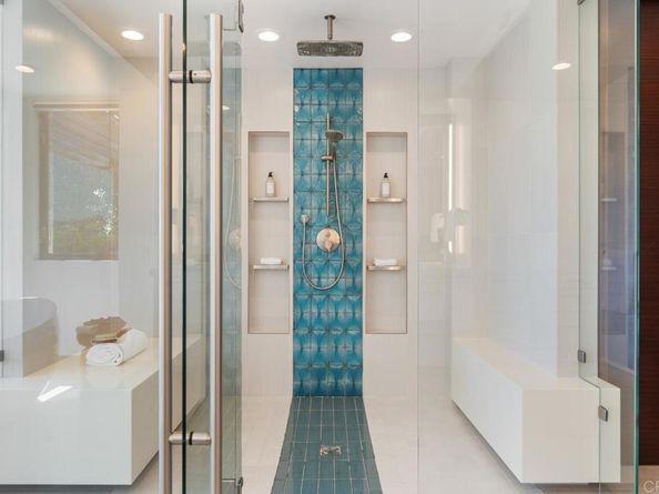 1126 Muirlands Vista Way, La Jolla CA 92037