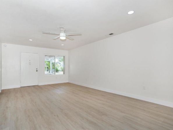 1441 Peacock Blvd, Oceanside CA 92056