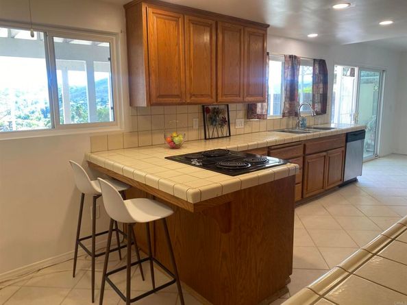 13039 Lakeview Granada Drive, Lakeside CA 92040