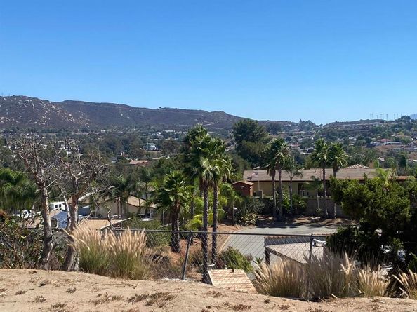 13039 Lakeview Granada Drive, Lakeside CA 92040