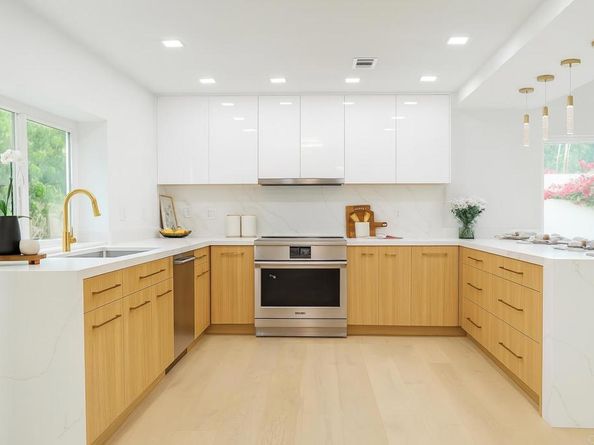 407 Via Ultimo, Encinitas CA 92024
