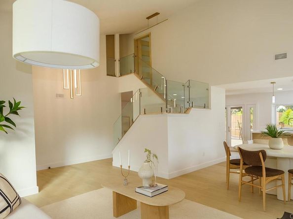 407 Via Ultimo, Encinitas CA 92024