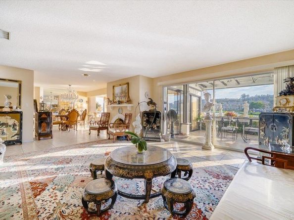 1499 La Linda Drive, San Marcos CA 92078