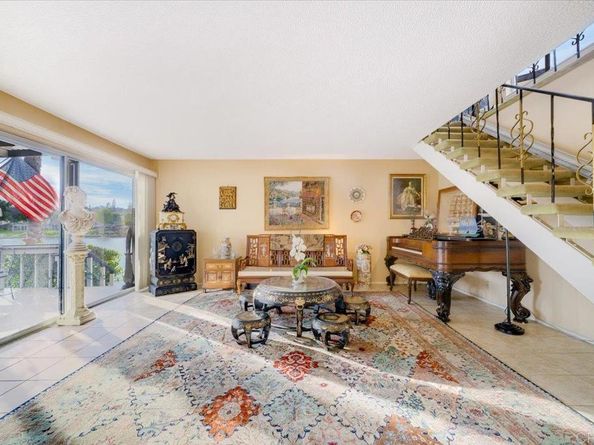 1499 La Linda Drive, San Marcos CA 92078