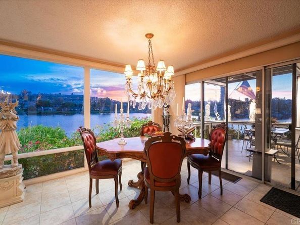 1499 La Linda Drive, San Marcos CA 92078