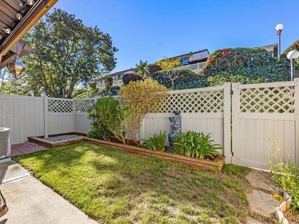 308 Ranchwood Glen, Escondido CA 92026