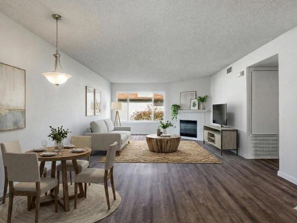 9829 Caspi Gardens Drive 6, Santee CA 92071