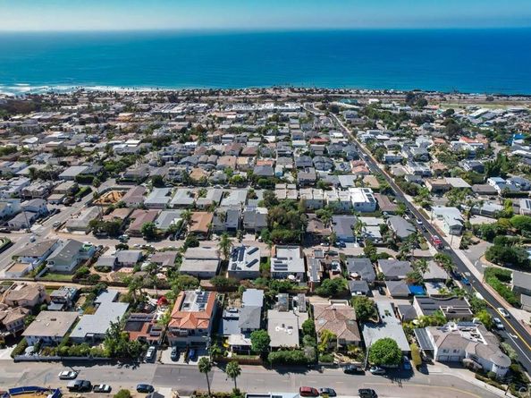 2034 36 Mackinnon Avenue, Cardiff By The Sea CA 92007