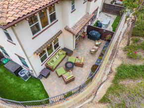 6901 Tourmaline Place, Carlsbad CA 92009