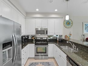 6901 Tourmaline Place, Carlsbad CA 92009