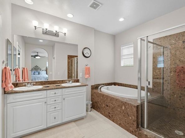 6901 Tourmaline Place, Carlsbad CA 92009