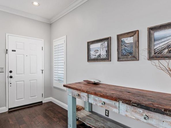 2119 SAND CREST Way, San Marcos CA 92078