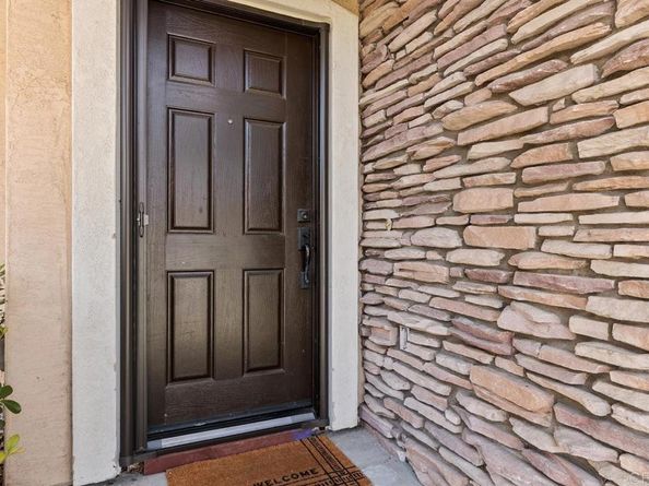 2119 SAND CREST Way, San Marcos CA 92078