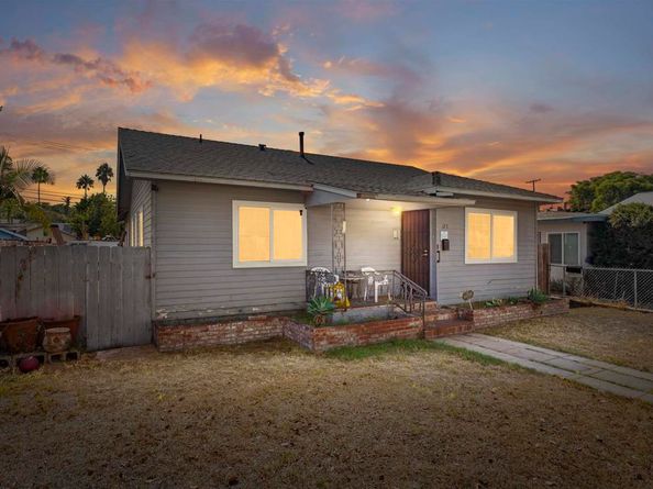 127 W 5Th Avenue, Escondido CA 92025