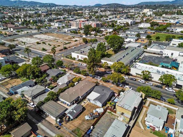 127 W 5Th Avenue, Escondido CA 92025