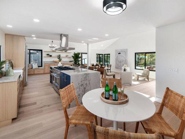 2568 Abedul Street, Carlsbad CA 92009